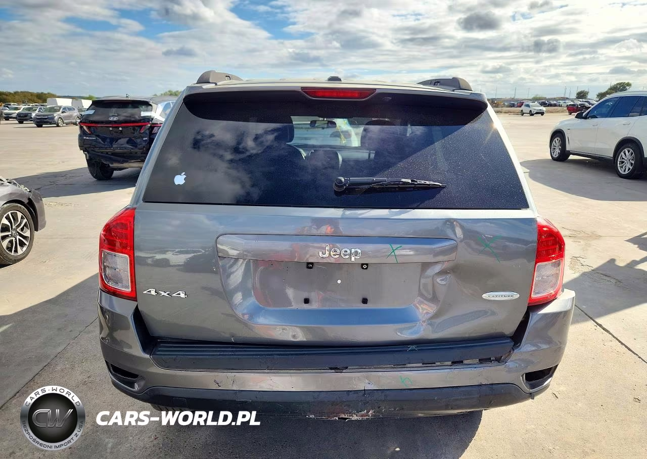 2012 Jeep Compass Latitude VIN:1C4NJDEB6CD658908 - 6