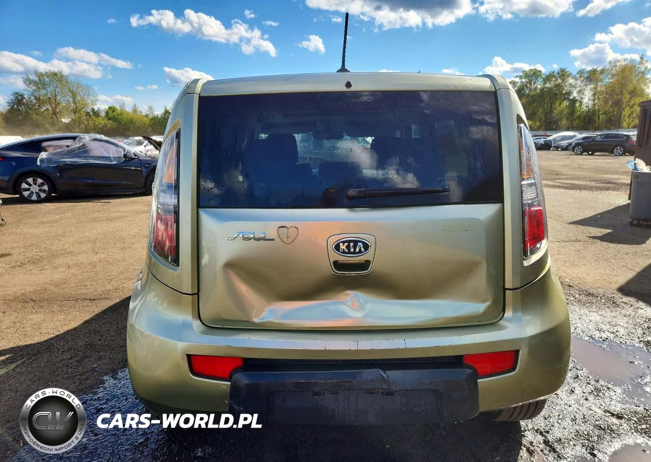 2011 Kia Soul + VIN:KNDJT2A22B7225084 - 6