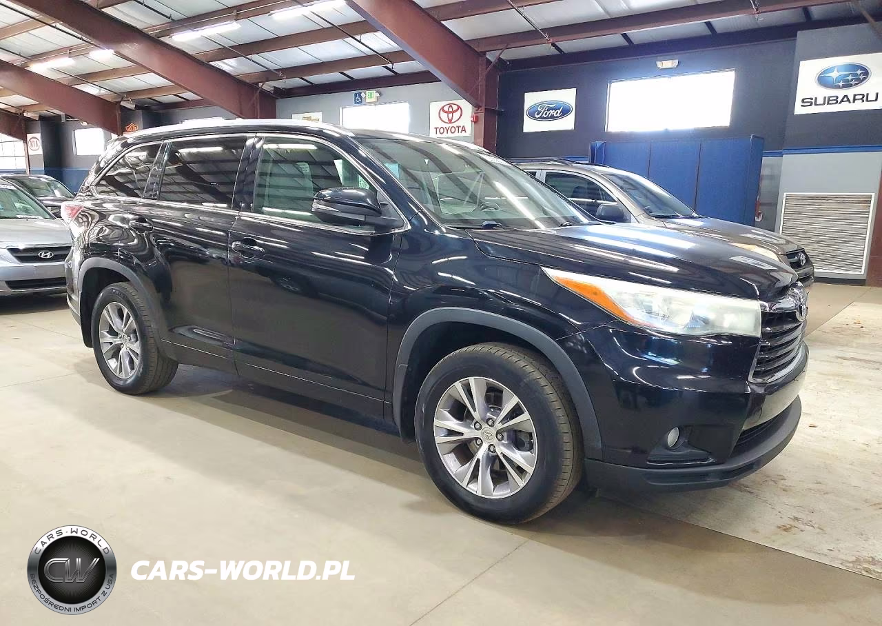 2015 Toyota Highlander Xle VIN:5TDJKRFH0FS112206 - 4