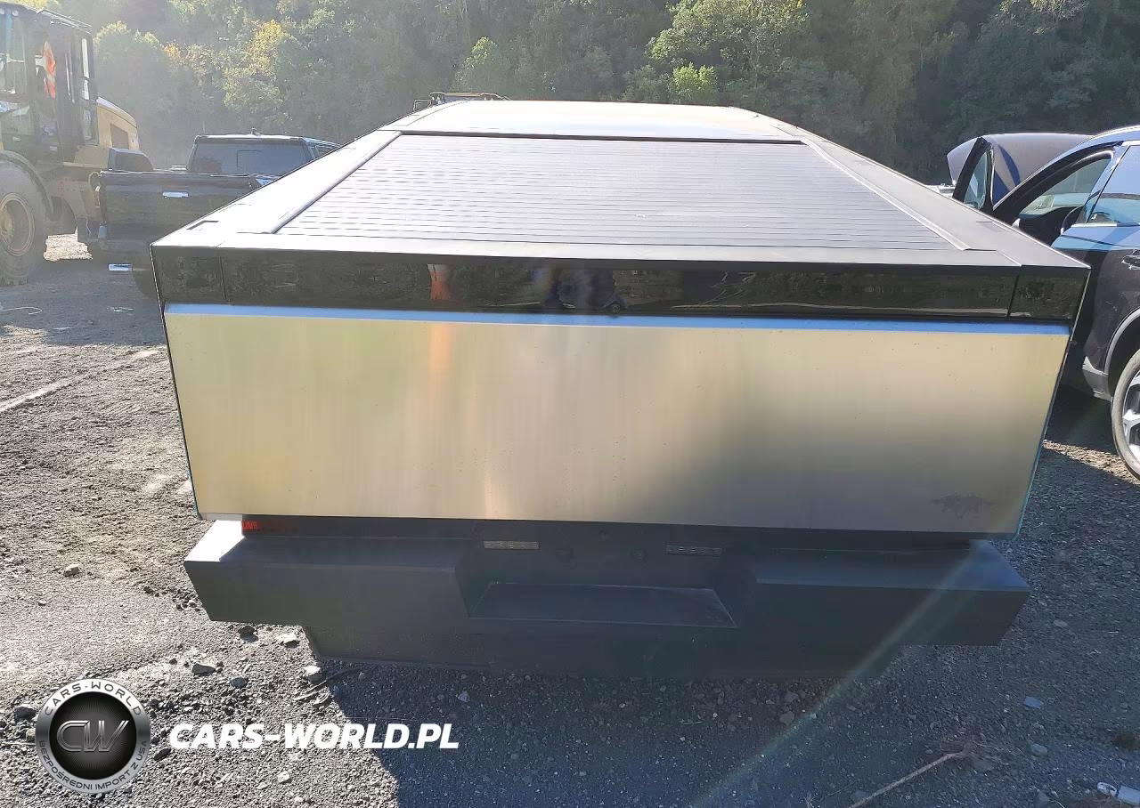 2024 Tesla Cybertruck VIN:7G2CEHEE5RA056042 - 6
