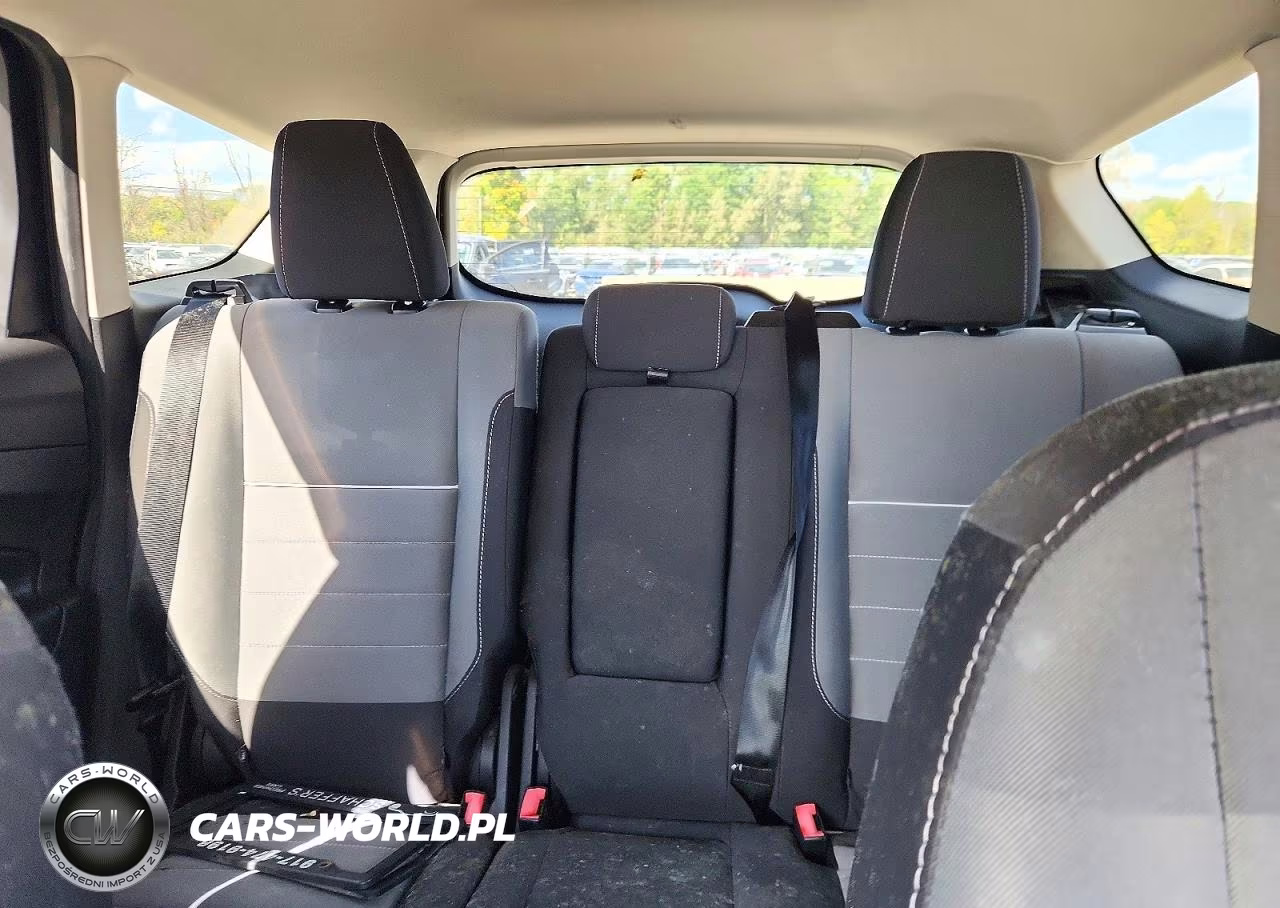 2015 Ford Escape VIN:1FMCU9GXXFUC56944 - 10