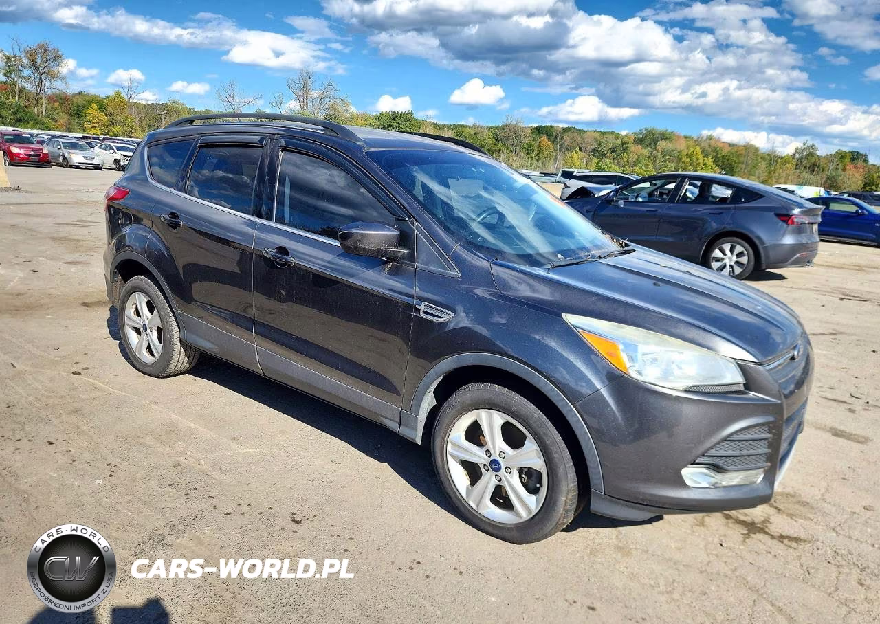 2015 Ford Escape VIN:1FMCU9GXXFUC56944 - 4