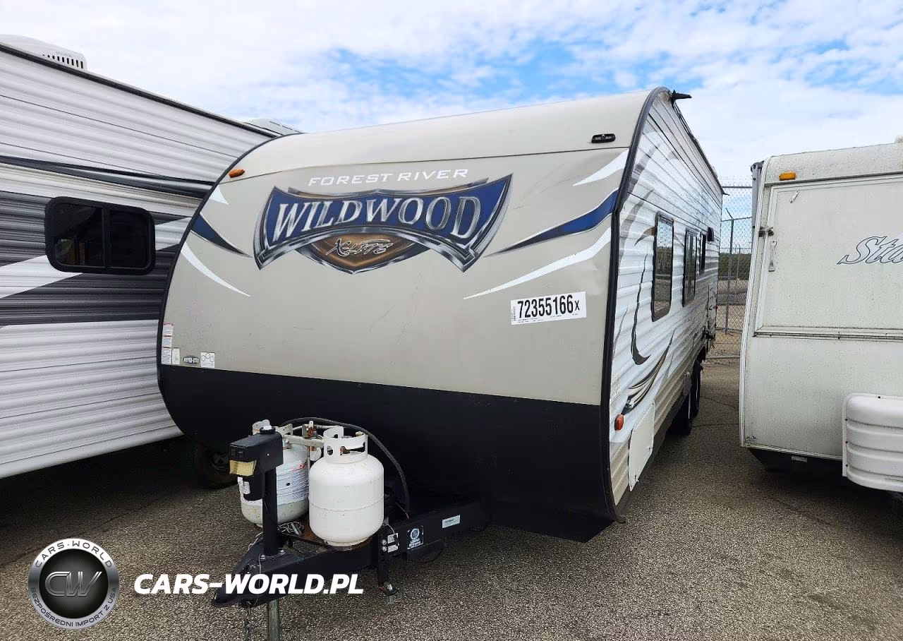 2001 Forest River Wildwood Camper VIN:4X4TWDZ20J7358077 - 2