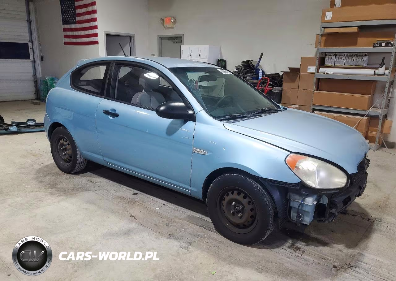 2009 Hyundai Accent Gs VIN:KMHCM36CX9U118840 - 4