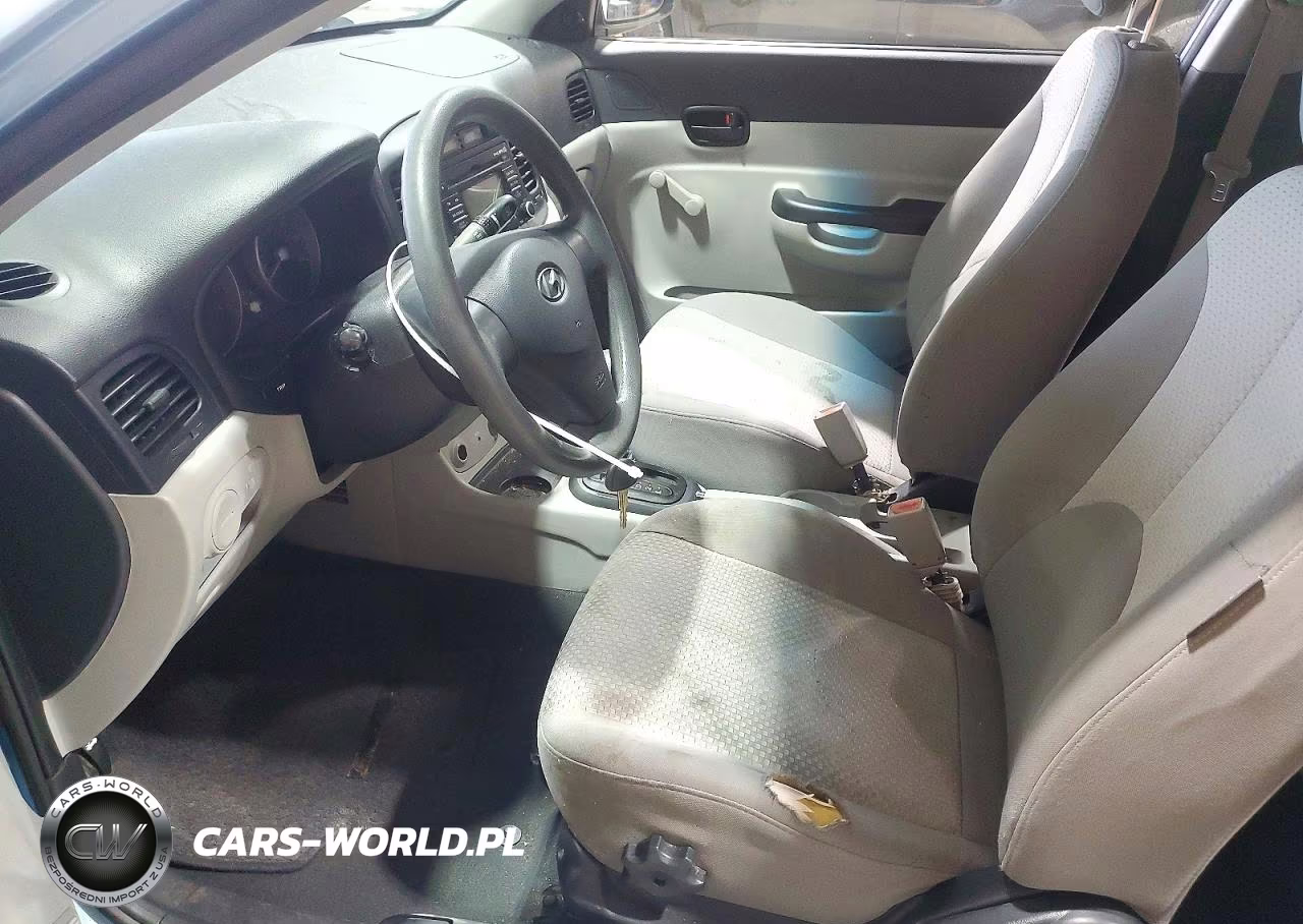 2009 Hyundai Accent Gs VIN:KMHCM36CX9U118840 - 7