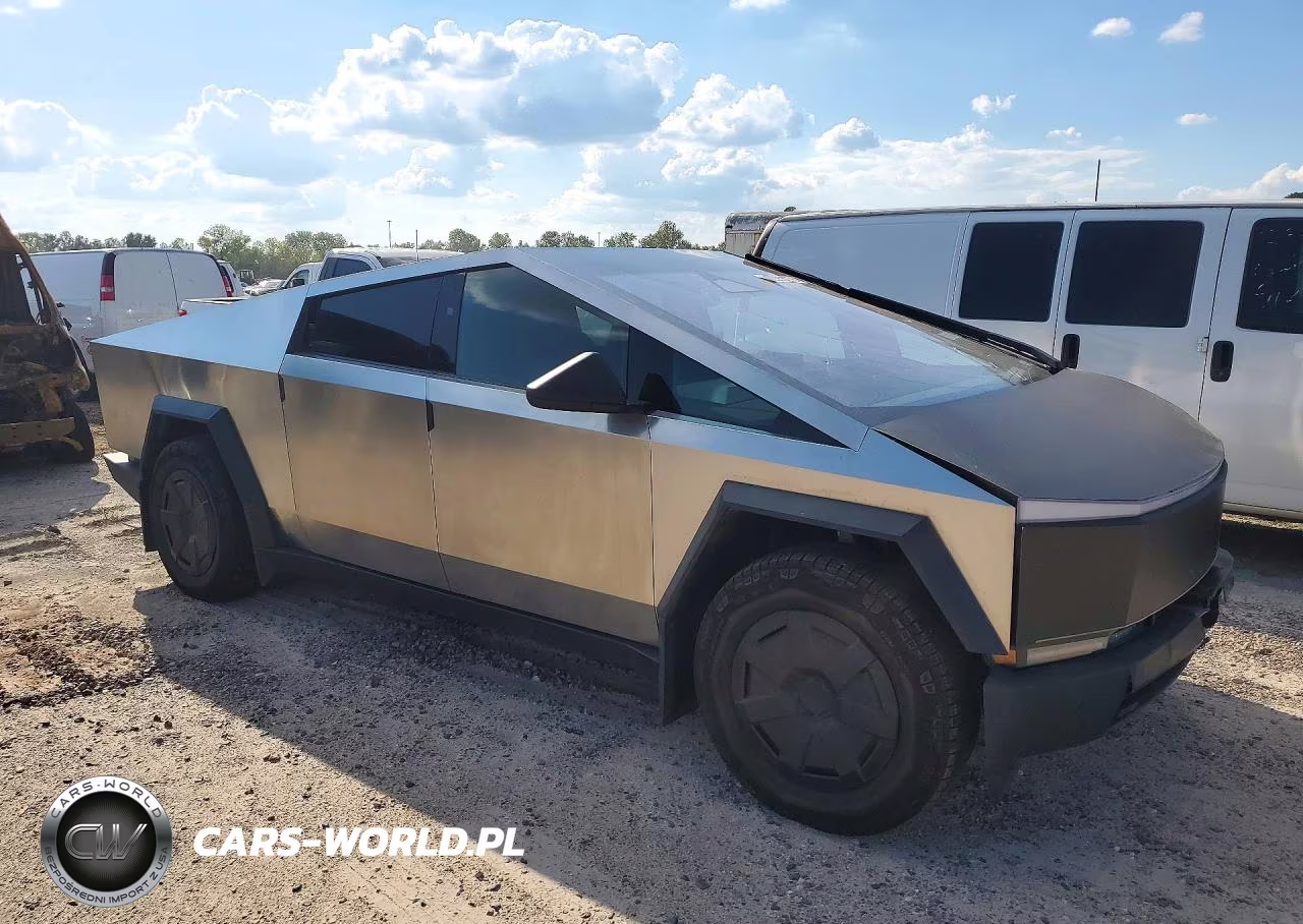 2025 Tesla Cybertruck VIN:7G2CEHED4SA059317 - 4