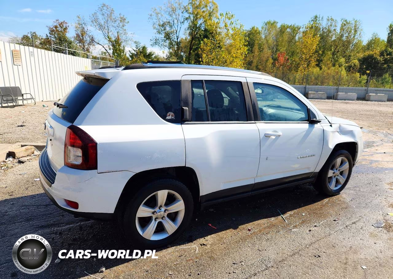 2014 Jeep Compass Sport VIN:1C4NJCBA6ED576606 - 3