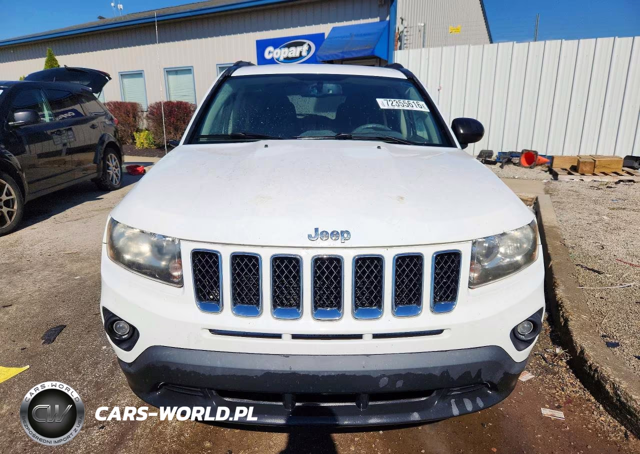 2014 Jeep Compass Sport VIN:1C4NJCBA6ED576606 - 5