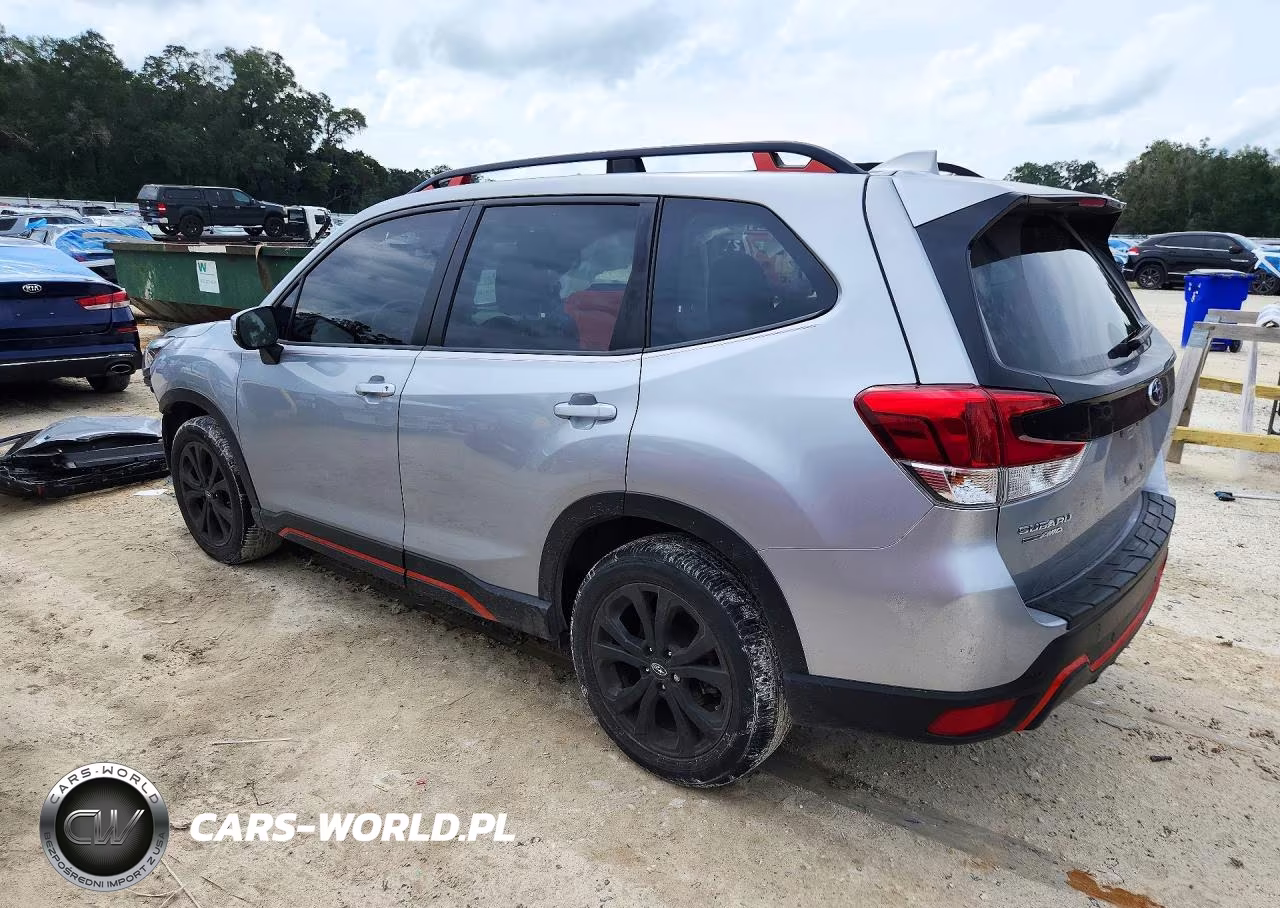 2023 Subaru Forester Sport VIN:JF2SKAJC9PH481686 - 2