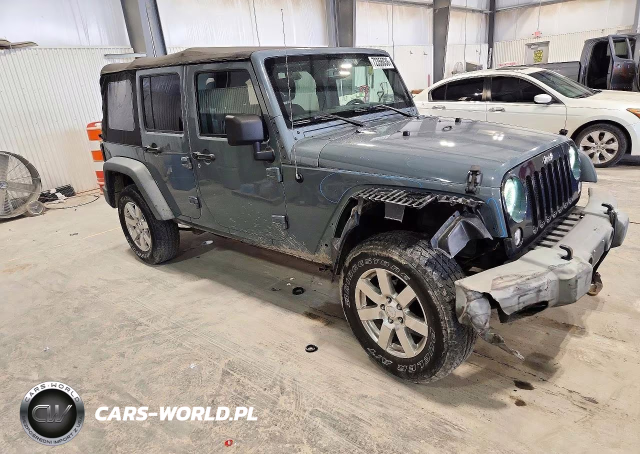 2015 Jeep Wrangler Unlimited Sport VIN:1C4BJWDG7FL612817 - 4
