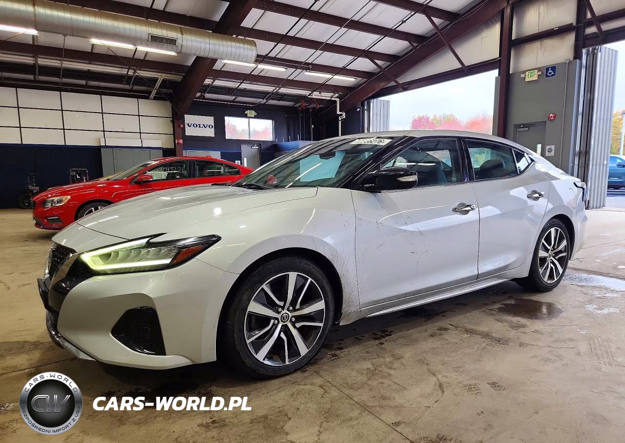 2020 Nissan Maxima Sv