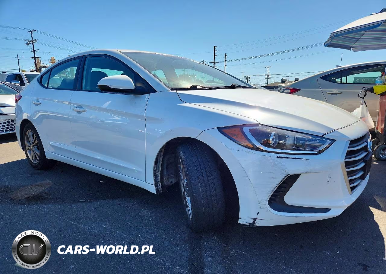 2018 Hyundai Elantra Sel VIN:5NPD84LF4JH289938 - 4