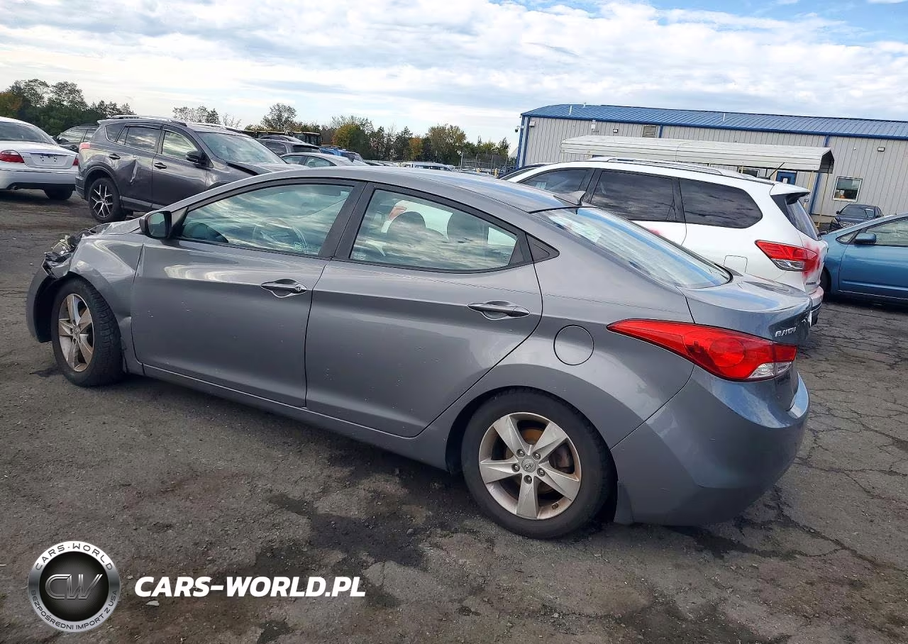 2013 Hyundai Elantra Gls VIN:5NPDH4AE5DH418932 - 2