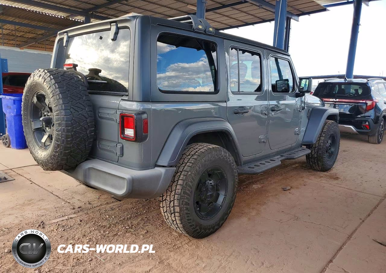 2018 Jeep Wrangler Unlimited Sport VIN:1C4HJXDN6JW199892 - 3