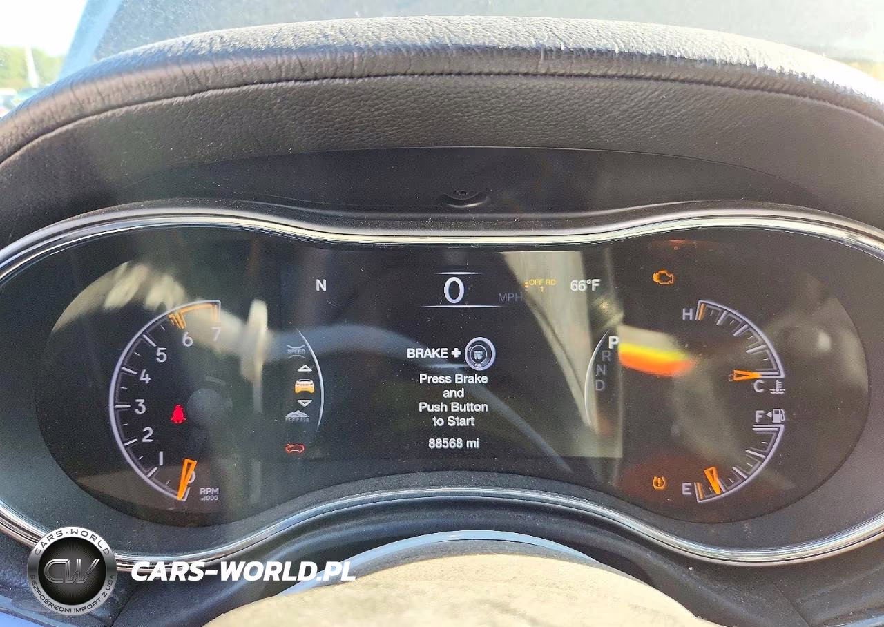 2019 Jeep Grand Cherokee Overland VIN:1C4RJFCT4KC541664 - 9