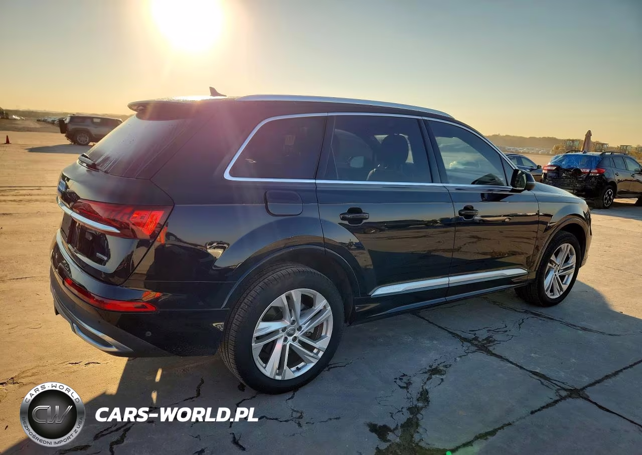 2020 Audi Q7 Premium Plus VIN:WA1LXAF70LD005709 - 3