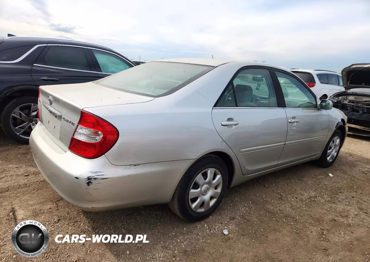 2002 Toyota Camry Le VIN:4T1BE32K32U609505 - 3