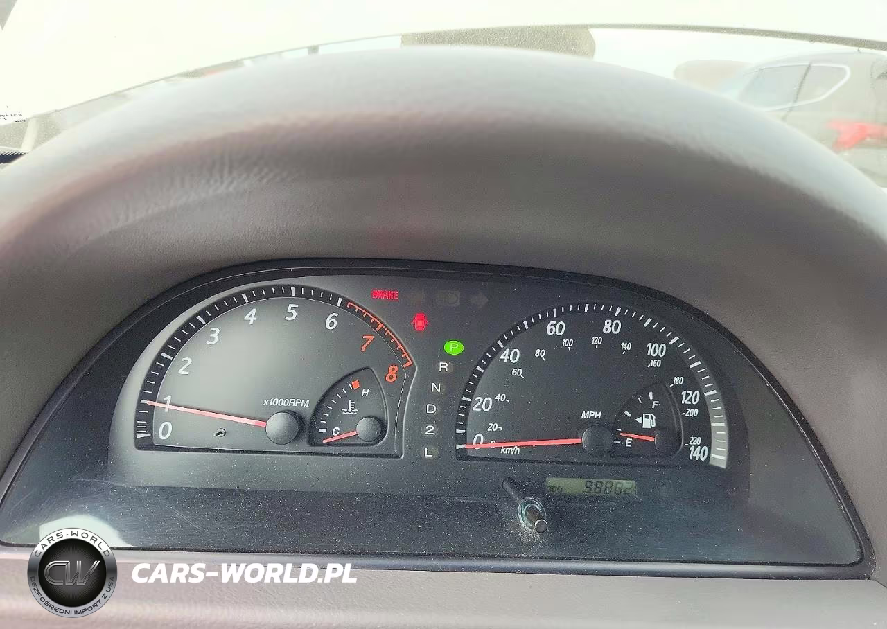 2002 Toyota Camry Le VIN:4T1BE32K32U609505 - 9