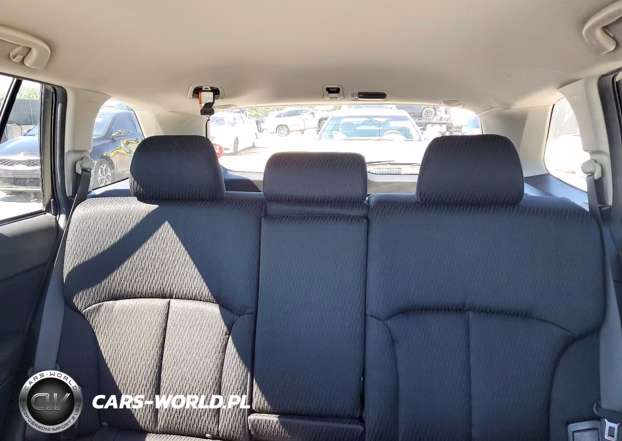 2012 Subaru Outback 2.5I Premium VIN:4S4BRCCC2C3255852 - 10