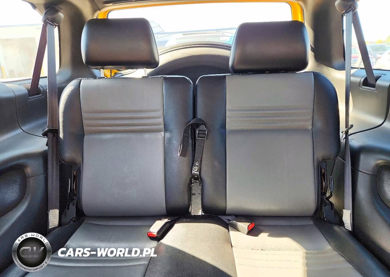 2000 Isuzu Vehicross VIN:JACCN57X0Y7D00799 - 10
