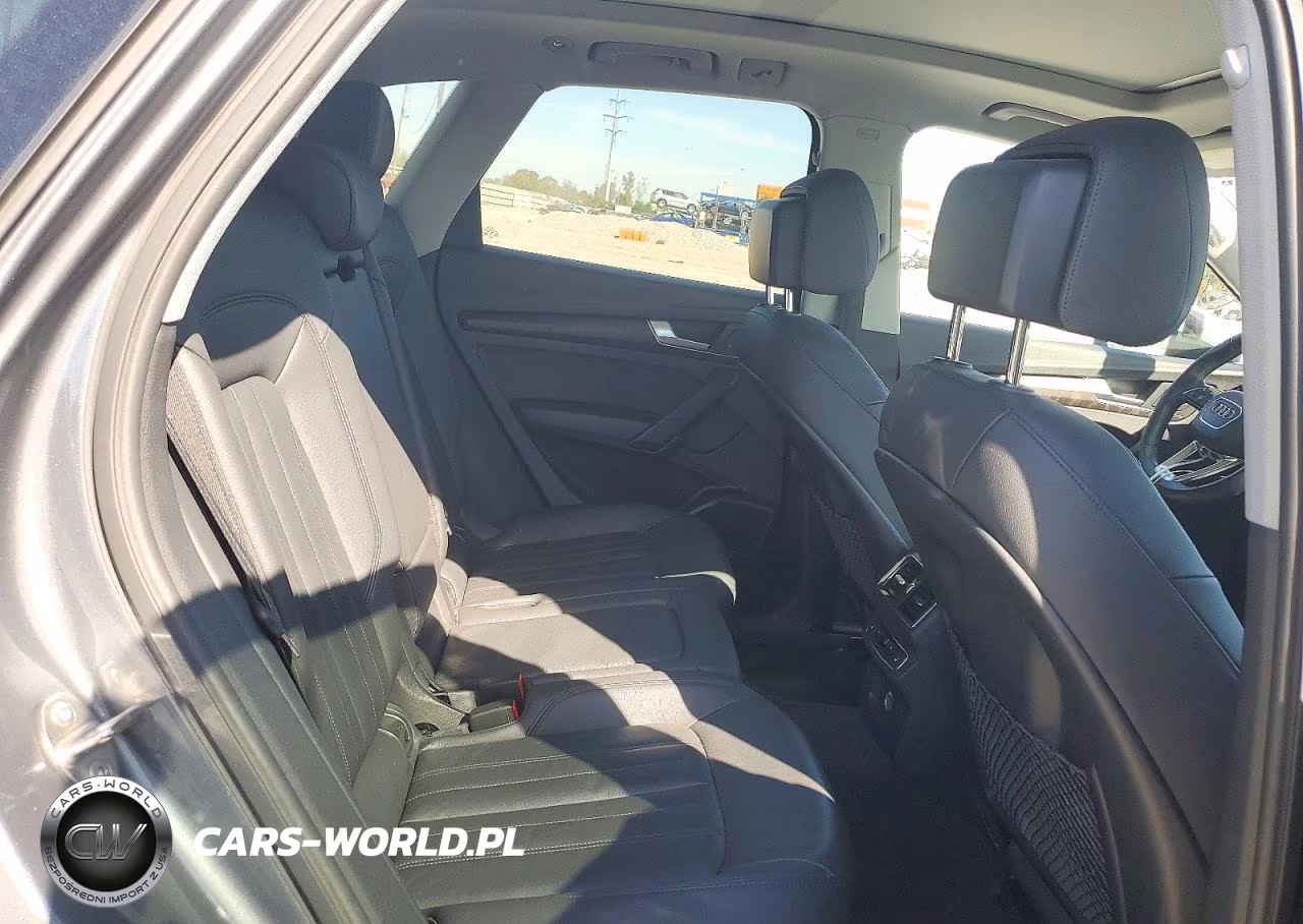 2018 Audi Q5 Premium Plus VIN:WA1BNAFY2J2220642 - 11