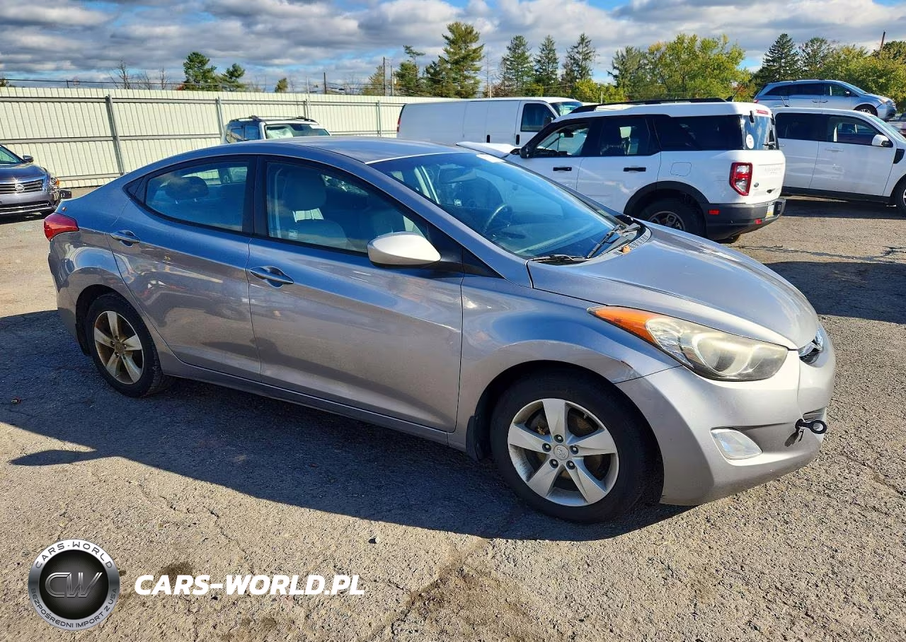 2012 Hyundai Elantra Gls VIN:KMHDH4AE1CU409791 - 4