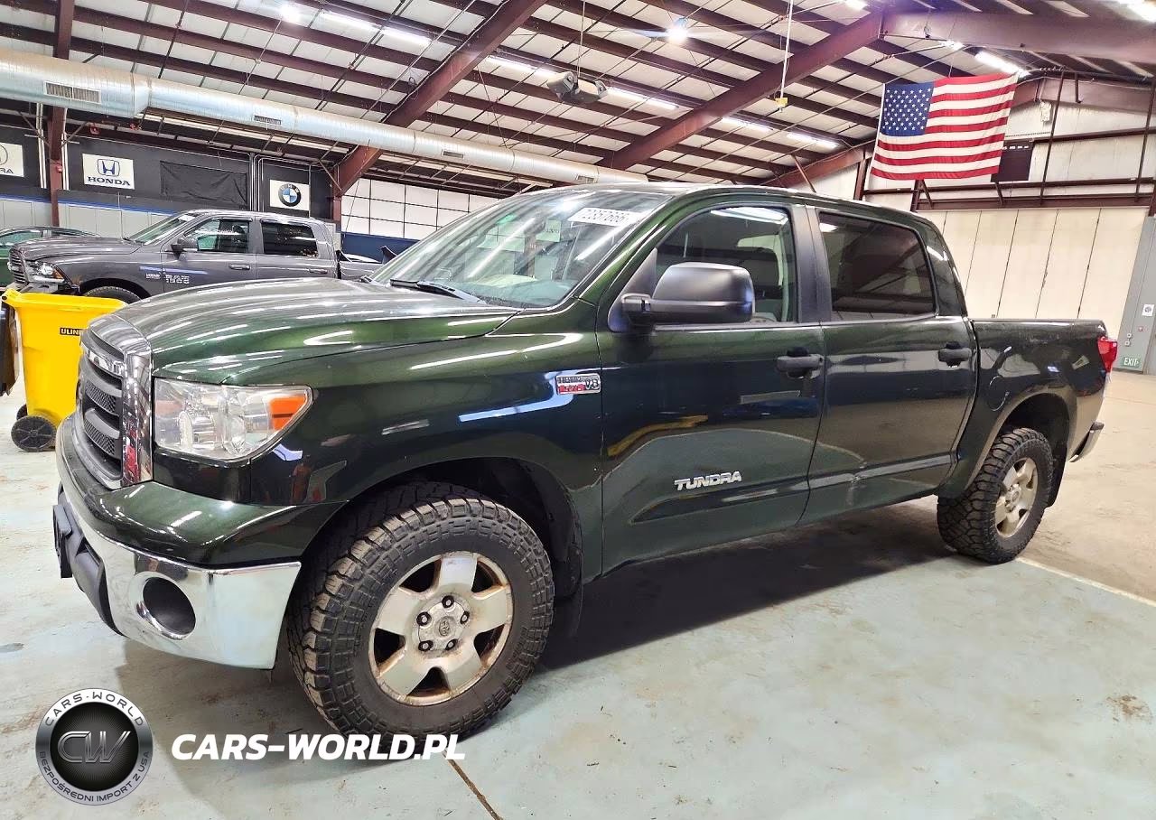 2013 Toyota Tundra Crewmax Sr5