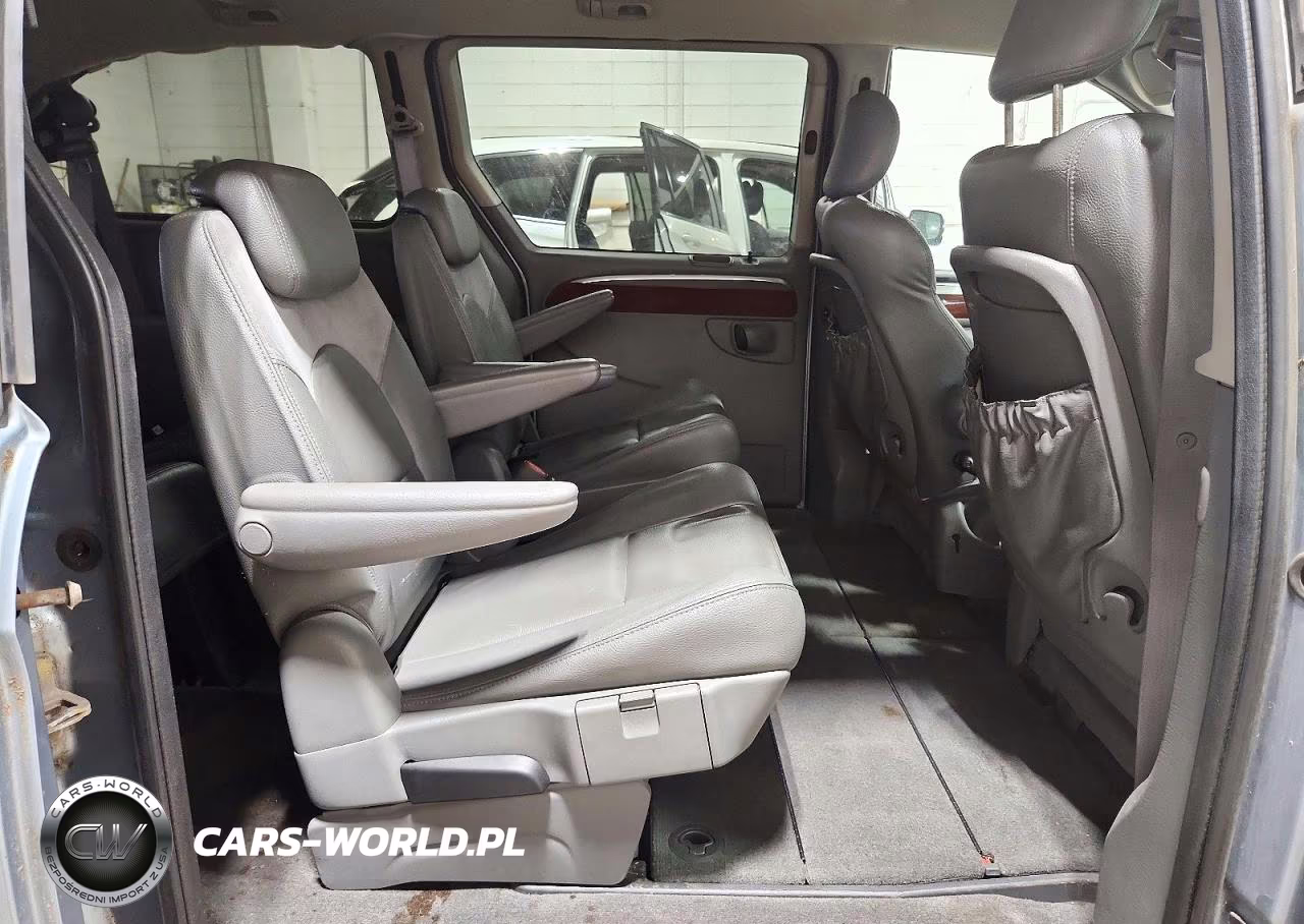 2006 Chrysler Town & Country Limited VIN:2A8GP64L16R657236 - 11