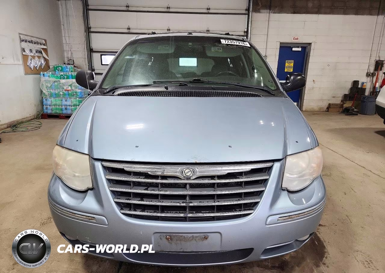 2006 Chrysler Town & Country Limited VIN:2A8GP64L16R657236 - 5