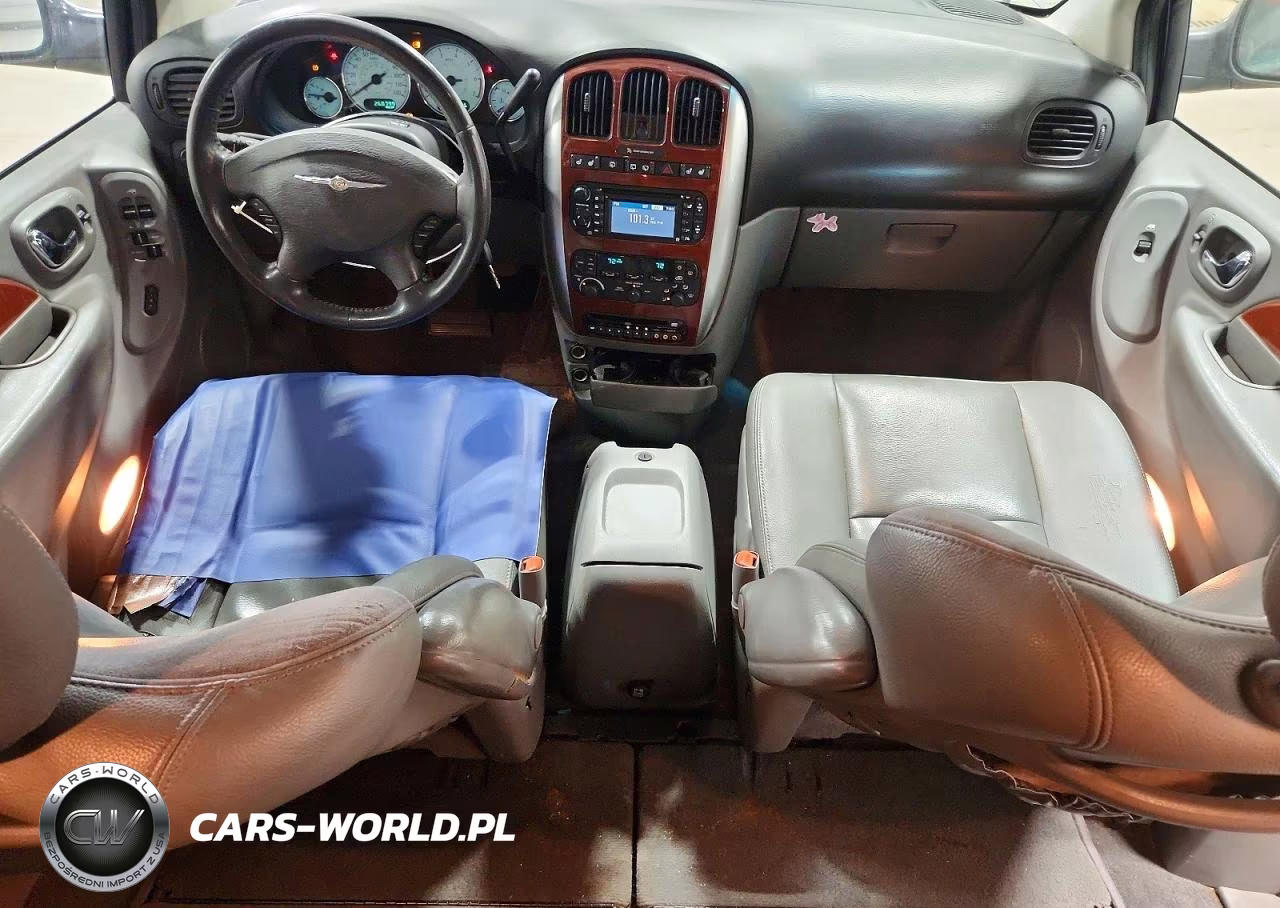 2006 Chrysler Town & Country Limited VIN:2A8GP64L16R657236 - 8