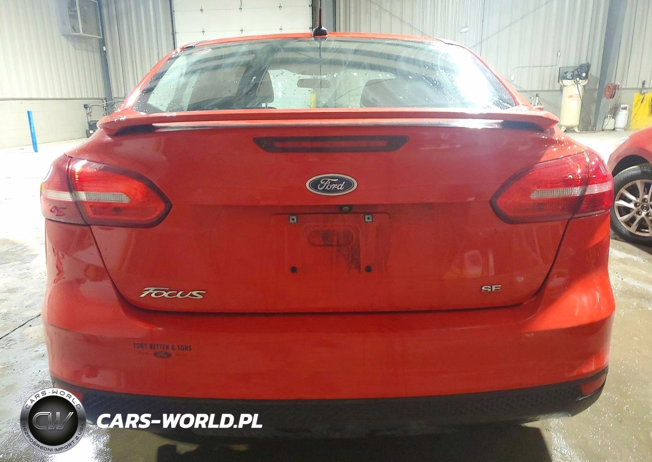 2015 Ford Focus Se VIN:1FADP3F25FL336425 - 6