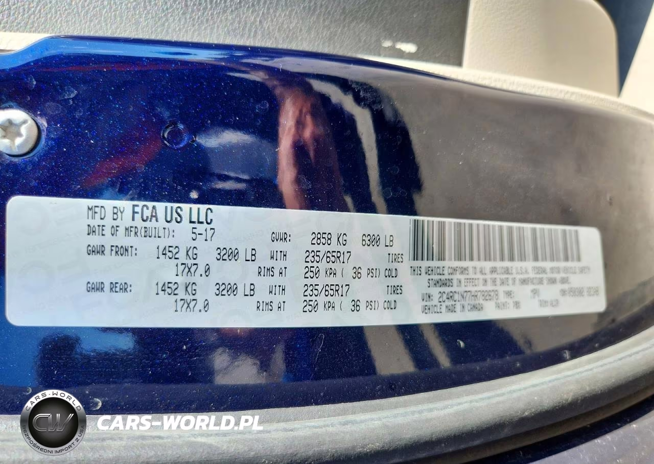 2017 Chrysler Pacifica Ehybrid Platinum VIN:2C4RC1N77HR782678 - 13