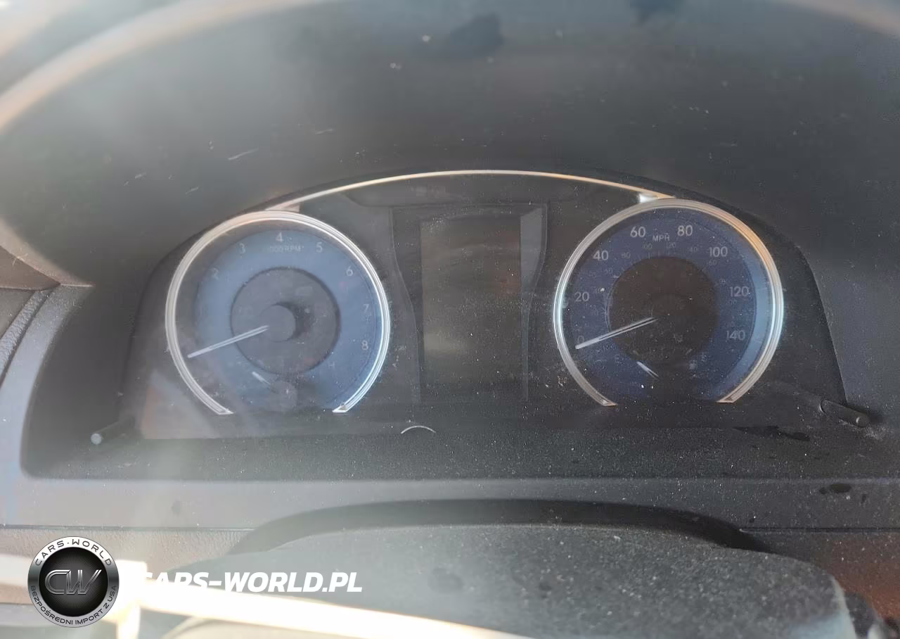 2017 Toyota Camry Le VIN:4T1BF1FK2HU342975 - 9