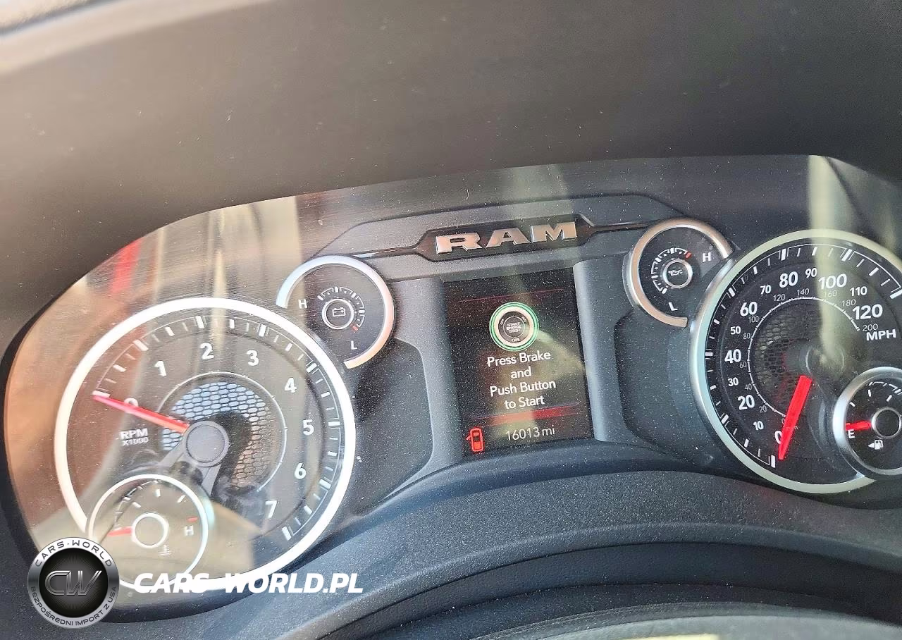 2026 Ram 2500 Big Horn VIN:3C6UR5DJ0TG200066 - 9