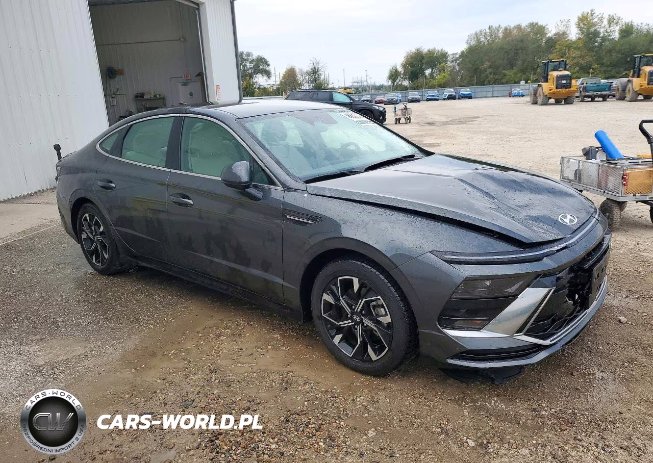 2025 Hyundai Sonata Sel VIN:KMHL64JA0SA474050 - 4