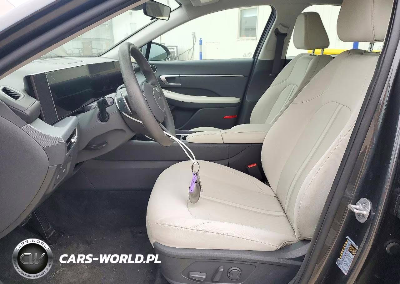 2025 Hyundai Sonata Sel VIN:KMHL64JA0SA474050 - 7