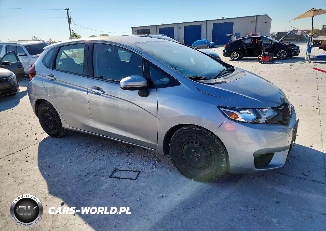 2017 Honda Fit Lx VIN:JHMGK5H52HS023929 - 4