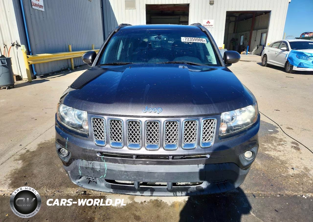 2017 Jeep Compass Latitude VIN:1C4NJDEB3HD204655 - 5