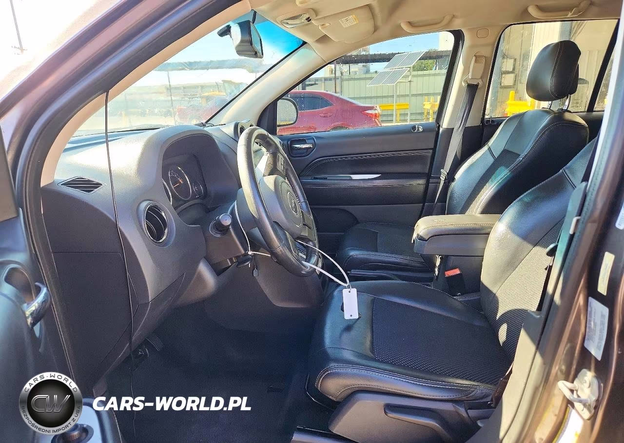 2017 Jeep Compass Latitude VIN:1C4NJDEB3HD204655 - 7
