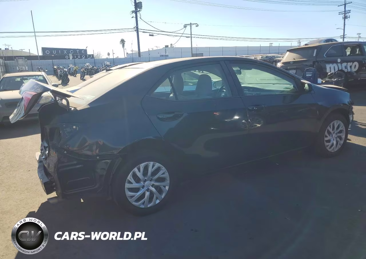 2019 Toyota Corolla Le VIN:5YFBURHE2KP947504 - 3