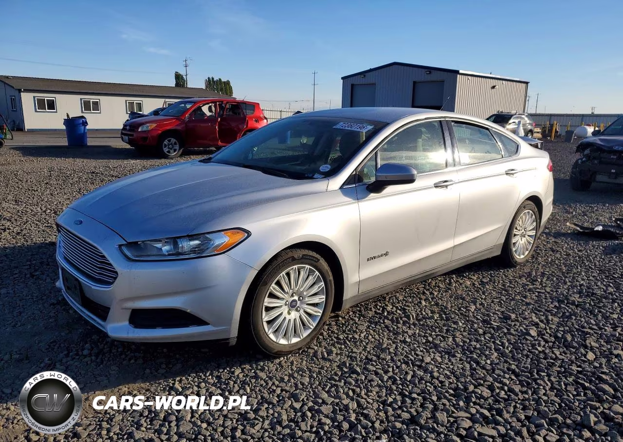 2016 Ford Fusion S Hybrid