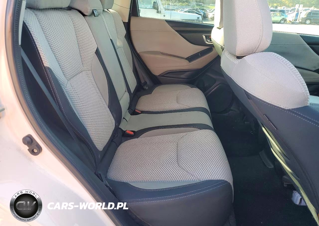 2020 Subaru Forester Premium VIN:JF2SKAJC1LH580755 - 11
