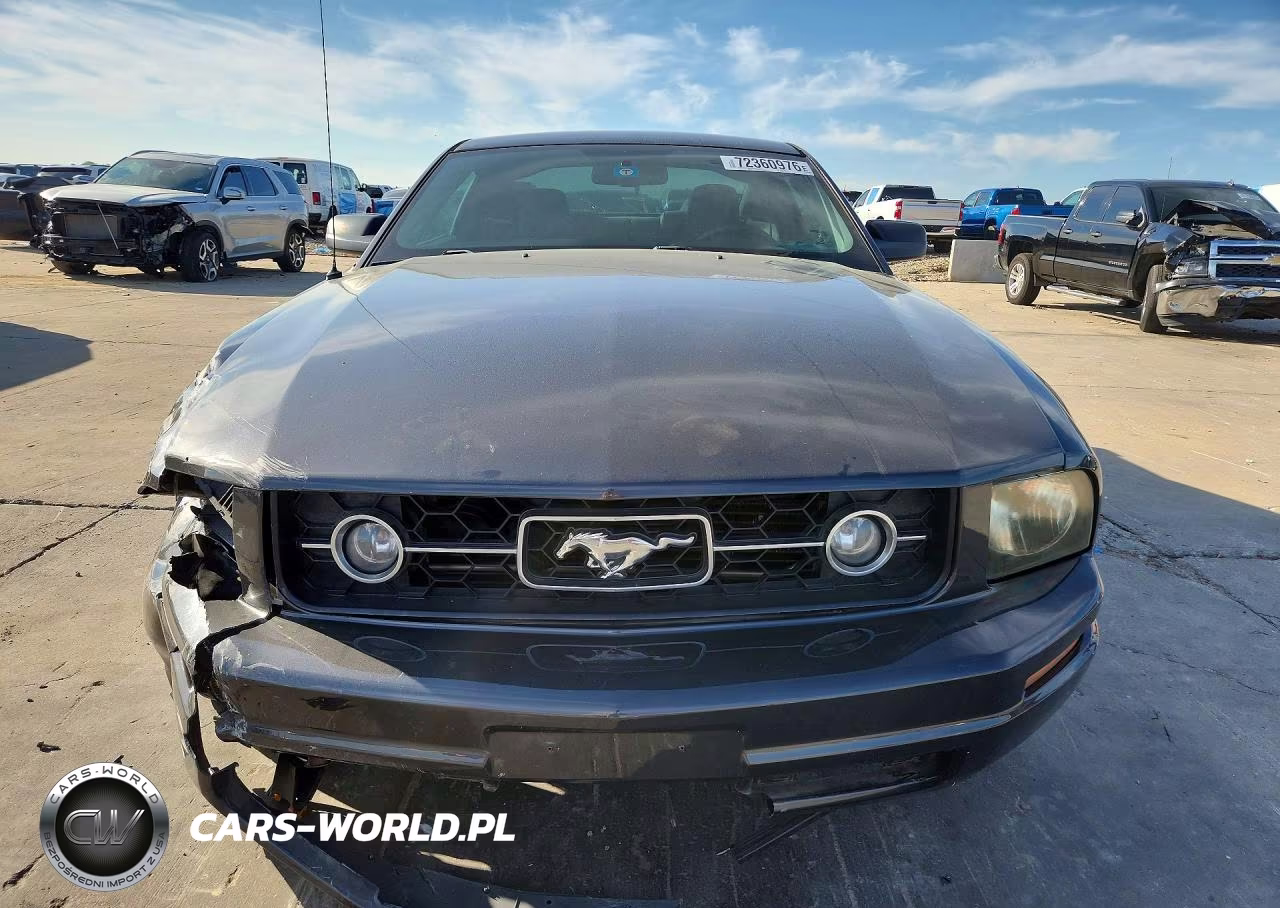 2007 Ford Mustang VIN:1ZVFT80N875207600 - 5