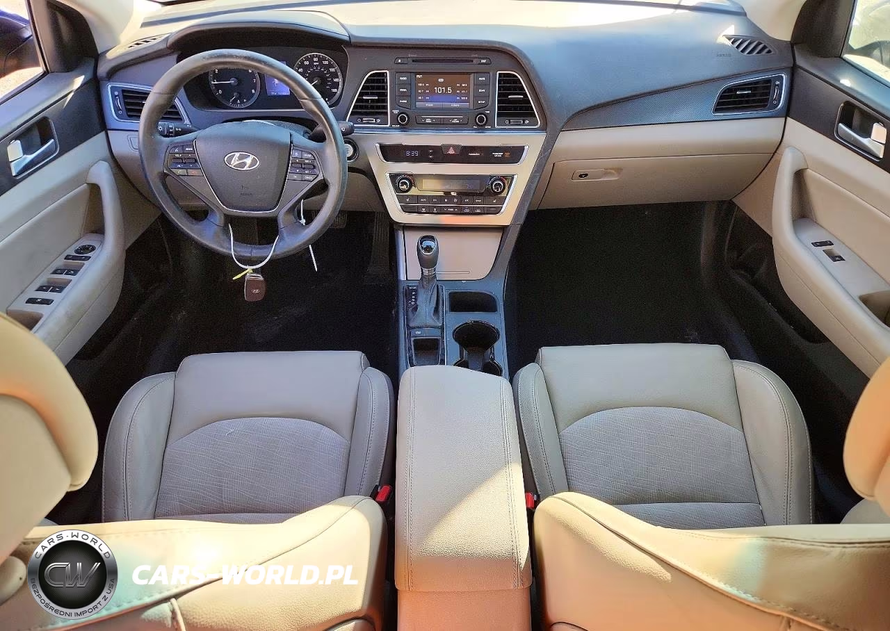 2015 Hyundai Sonata Sport VIN:5NPE34AF5FH220897 - 8
