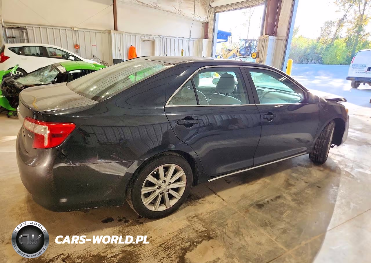 2012 Toyota Camry Xle VIN:4T4BF1FK6CR213877 - 3