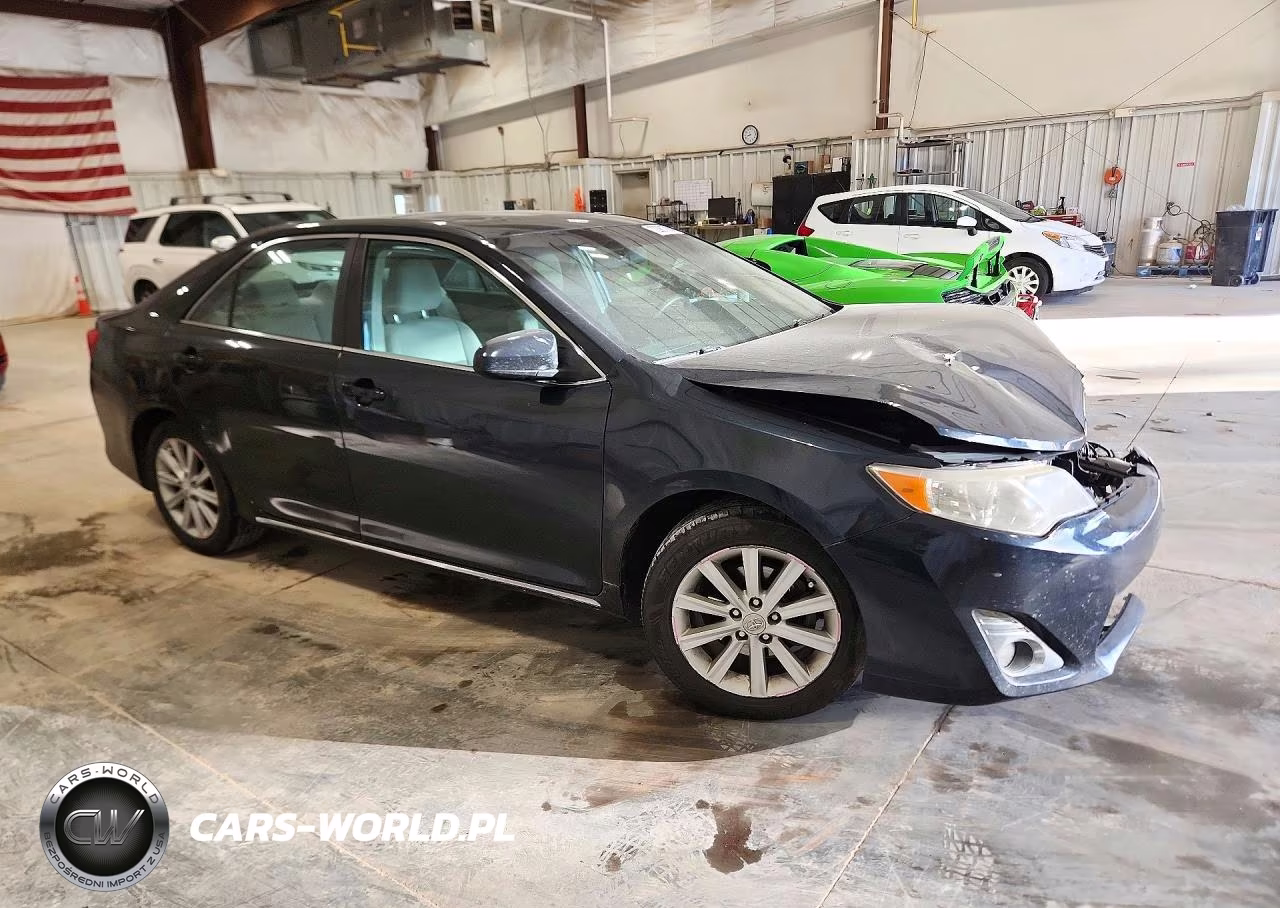 2012 Toyota Camry Xle VIN:4T4BF1FK6CR213877 - 4