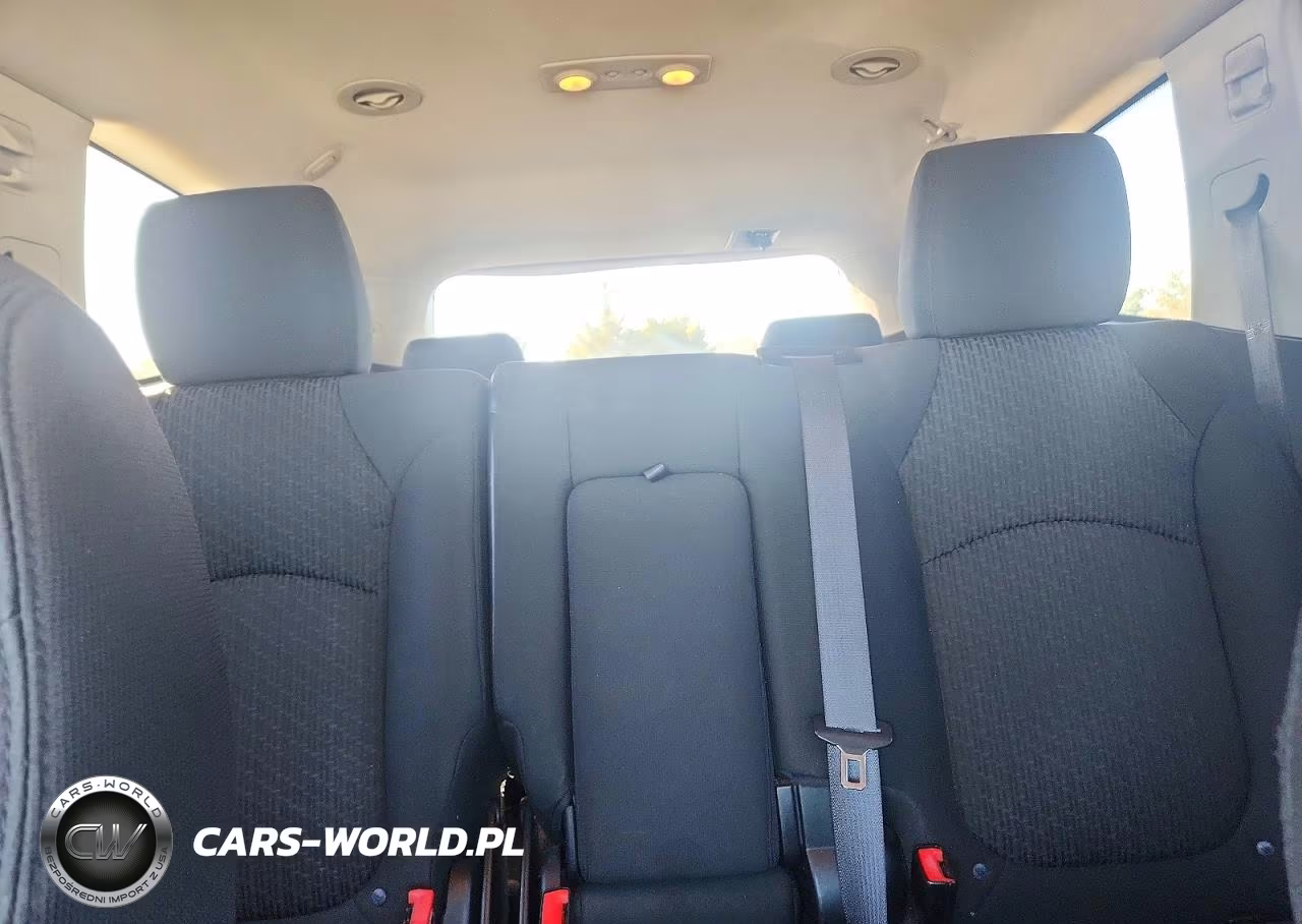 2011 Chevrolet Traverse Lt VIN:1GNKRGED8BJ112021 - 10