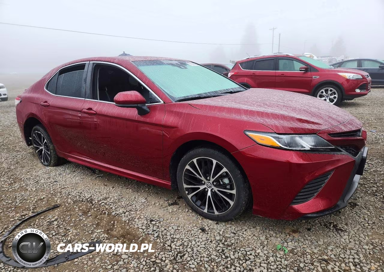 2018 Toyota Camry Se VIN:4T1B11HK0JU667237 - 4