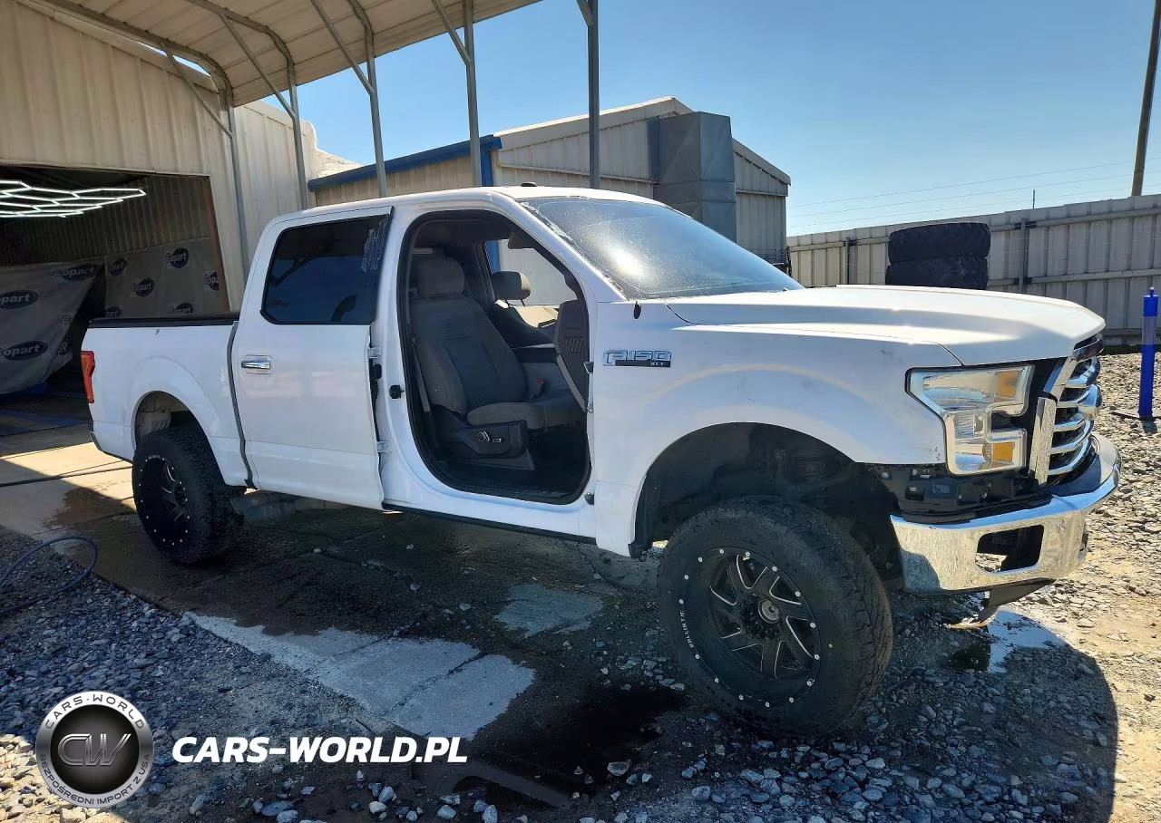 2017 Ford F150 Supercrew VIN:1FTEW1C81HKD49308 - 4