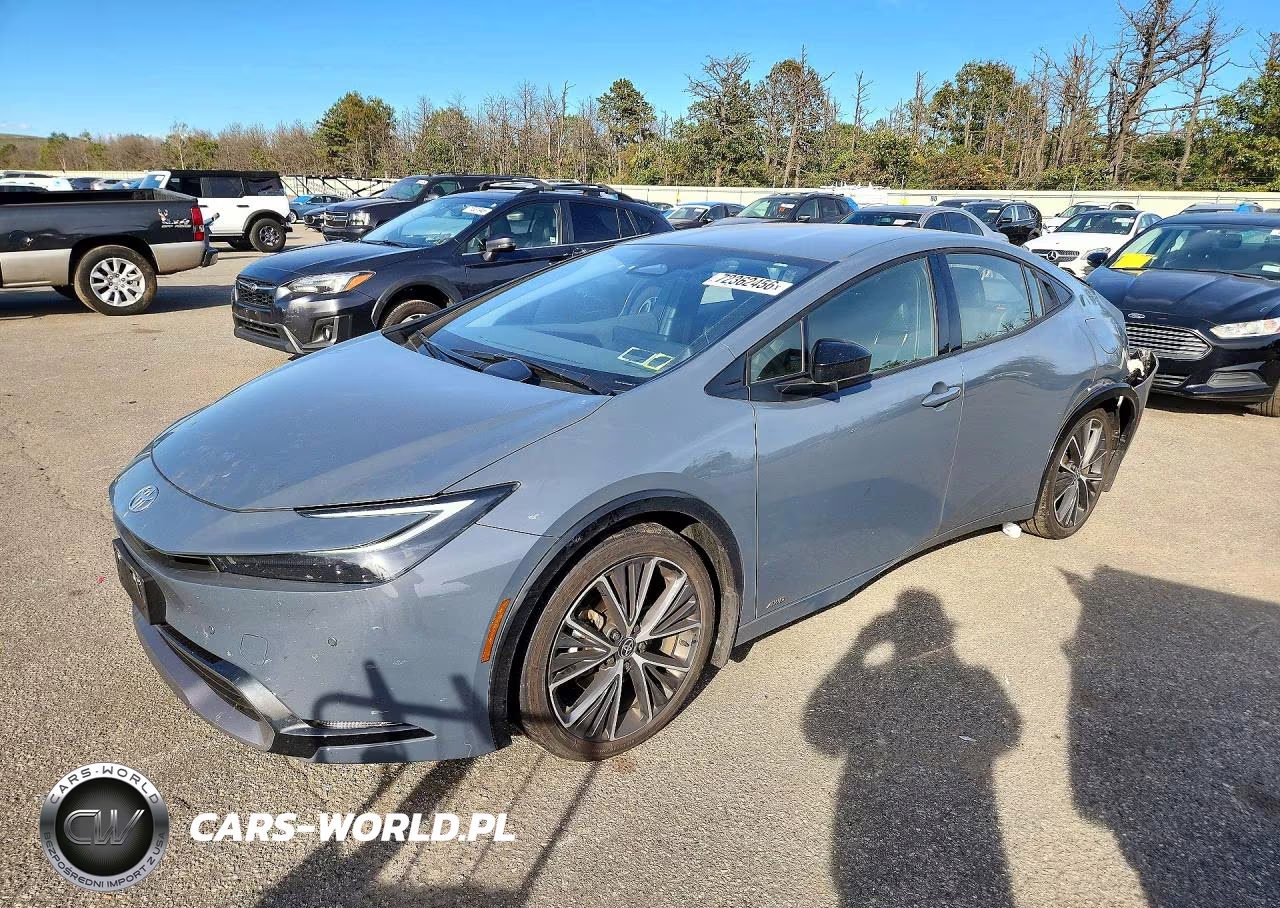 2026 Toyota Prius Xle